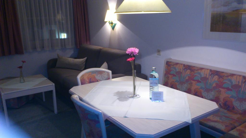 Ferienwohnung Haus Monika Oetz Zimmer foto